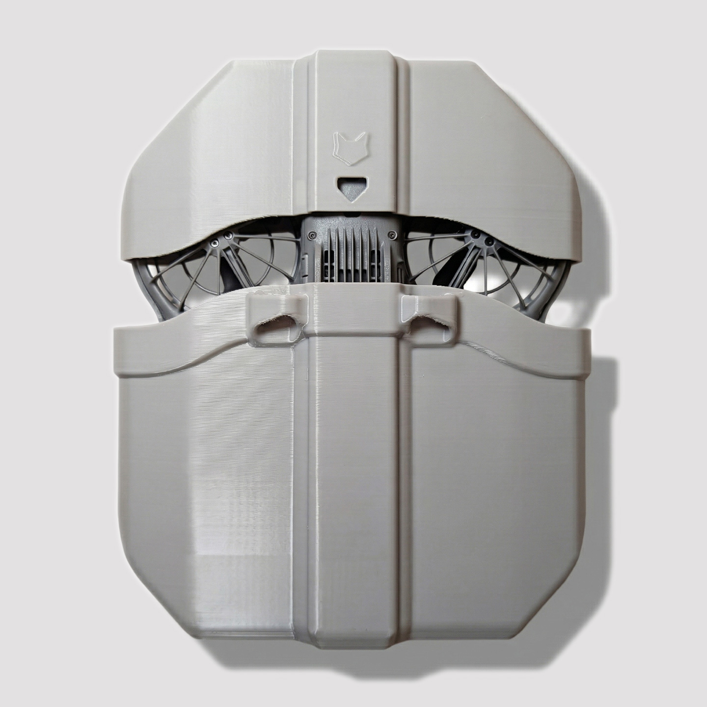 صندوق تخزين صلب مقاوم للصدمات  - مراجعة Drone Hard Shell Case وسعره