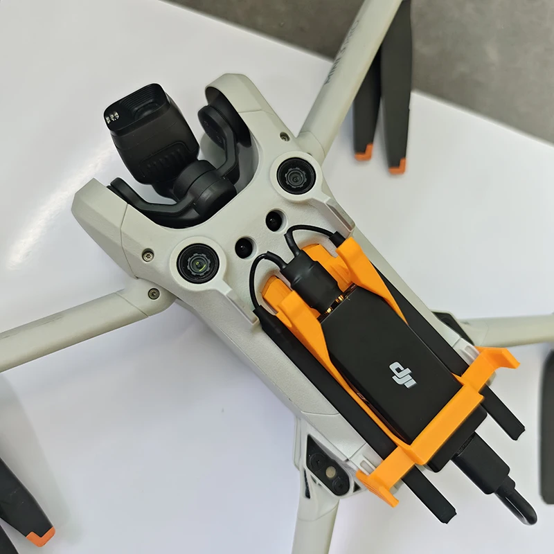 كتيفة ثابتة لوحدة DJI الخلوية  - مراجعة Drone Tablet Mount وسعره